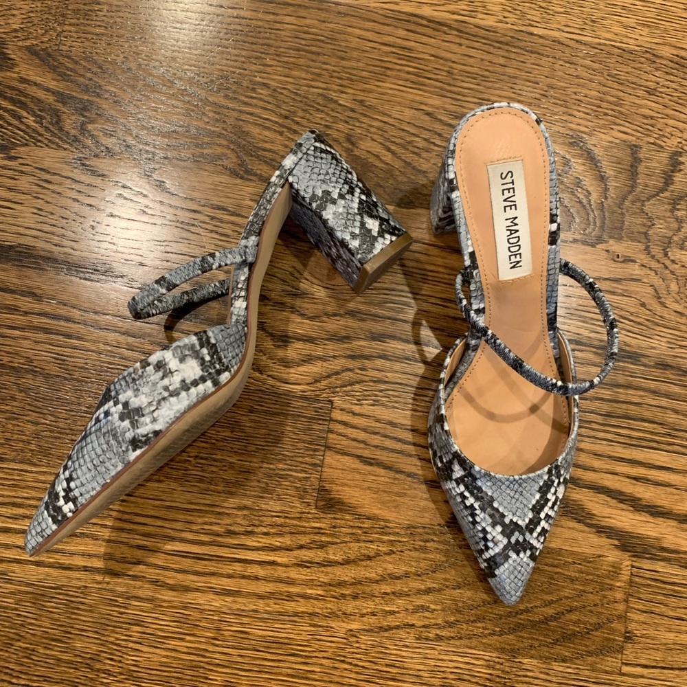 Steve Madden Presley animal print block heels, 6